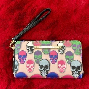 Betsy Johnson Skull wallet